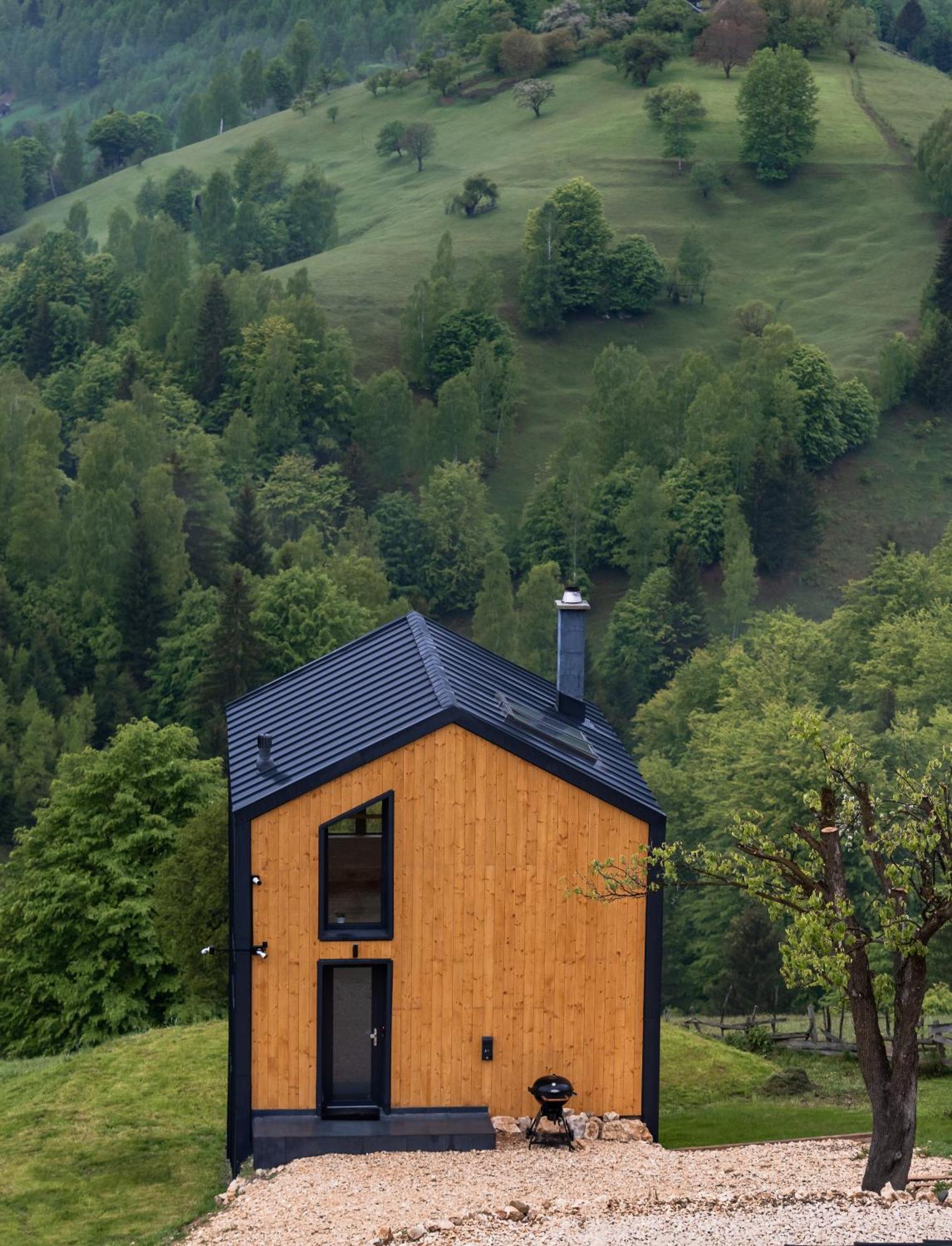 Amont Chalet Pestera  Exterior photo
